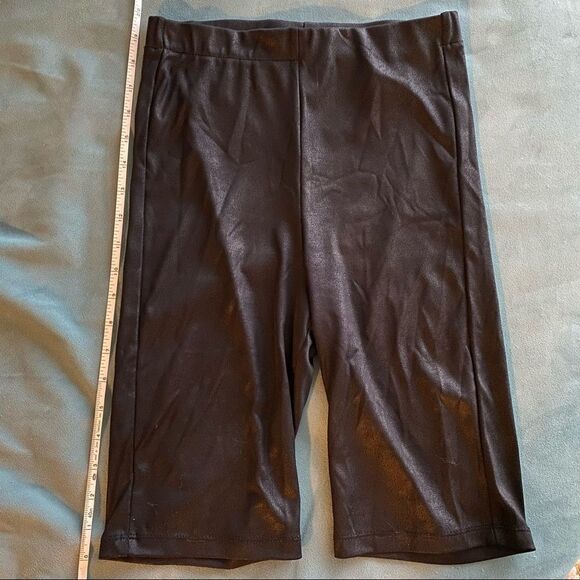 H&M Biker Short - Picture 4 of 8